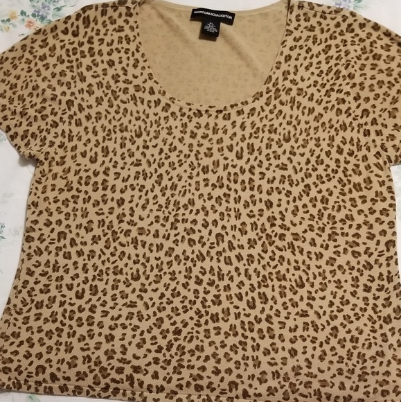 Norton McNaughton Tops - Norton McNaughton Cheetah Print Misses Top
